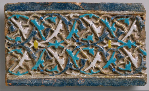 Tile with Arabesque Decoration,  early 15th century, Turkey Metropolitan Museum of Art 